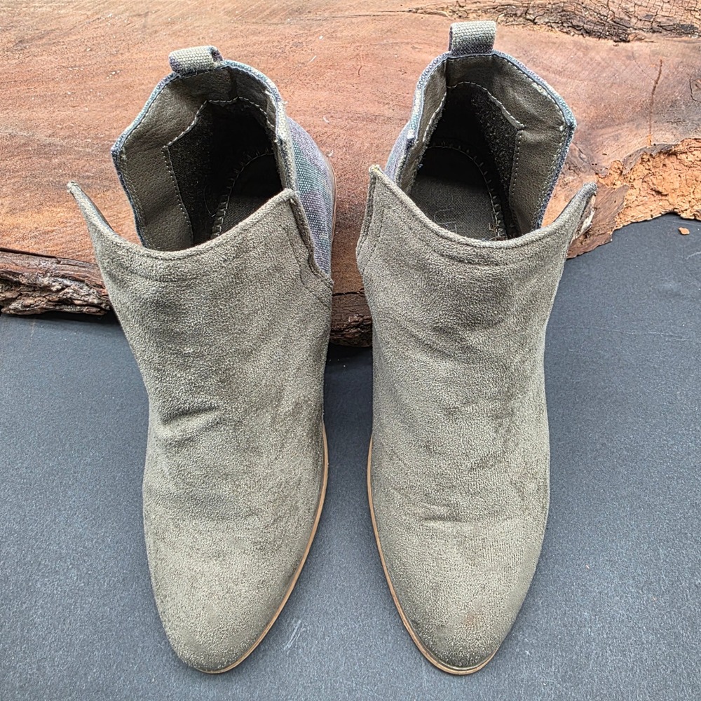 Universal Thread Akl Boot W 7 Olive Green Camo Suede/Canvas Split Shaft Street